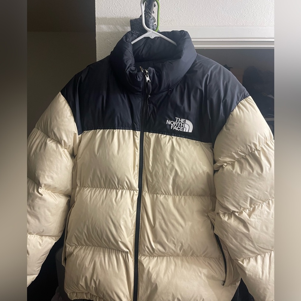 North face puffer jacket